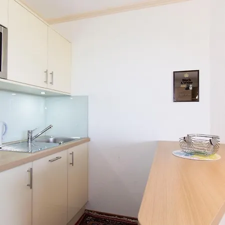 Lord Nelson 203 Apartment